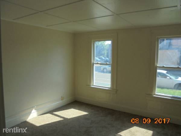 Building Photo - 621 Joseph Ave