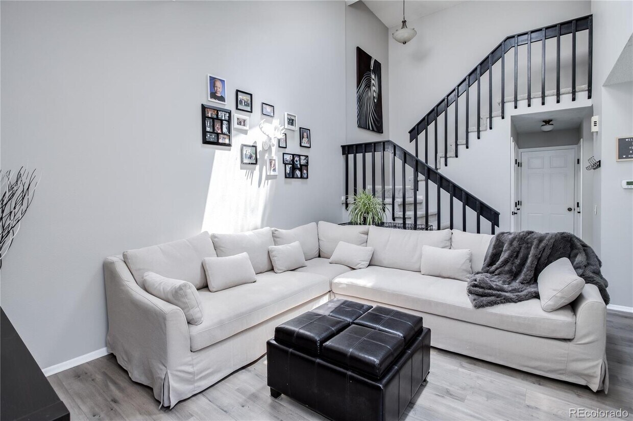Foto principal - 2862 W Long Dr