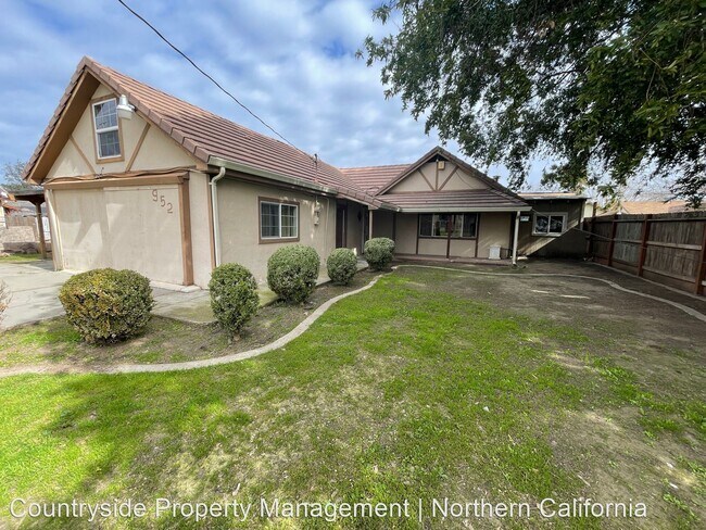 Building Photo - 3 br, 3 bath House - 952 S Carroll Ave