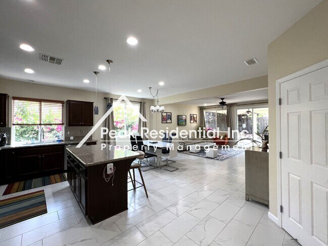 Foto del edificio - 4 br, 2 bath House - 12214 Cedar Bog Wy