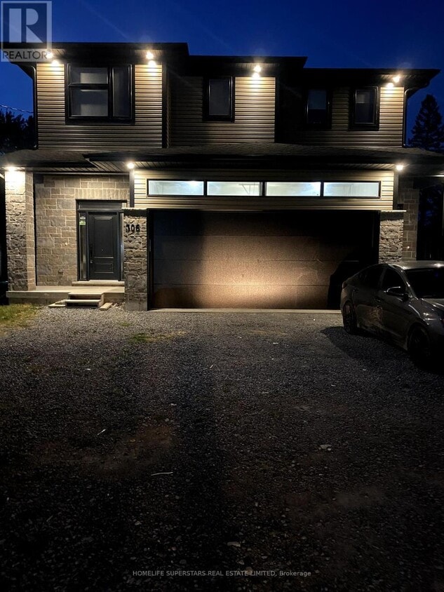 Primary Photo - 306 Jarvis St
