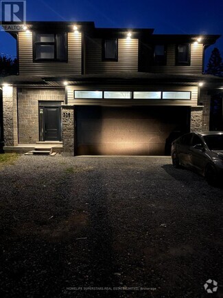 Building Photo - 306 Jarvis St