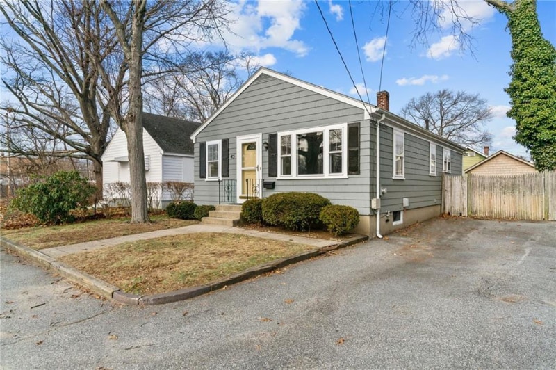 Primary Photo - 45 Dryden Blvd