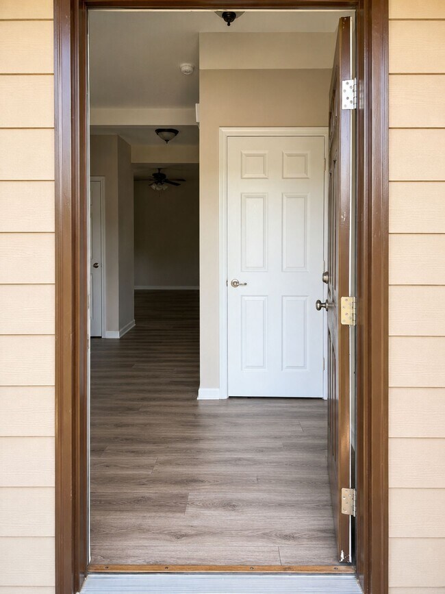 Foto del edificio - 4424 Roundwood Ct