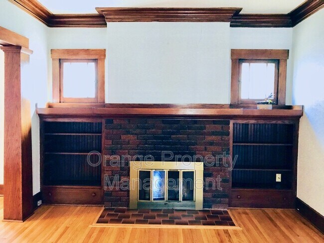 Building Photo - 905 N 50th Ave