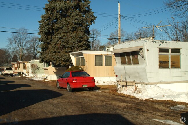 Foto del edificio - Woodmont Mobile Home Park