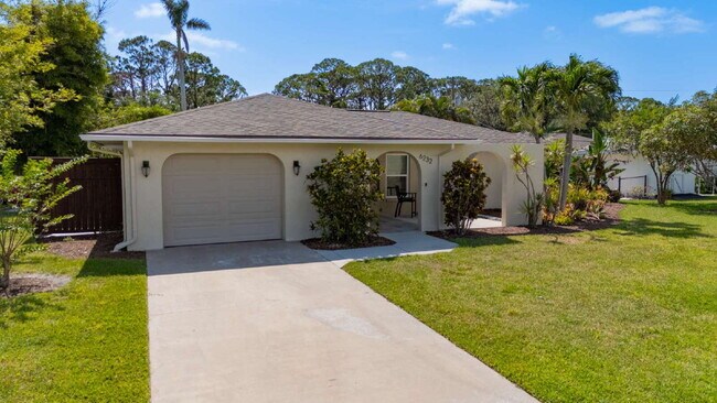 Foto del edificio - Seasonal 2/2 Single Family Home.  Less tha...