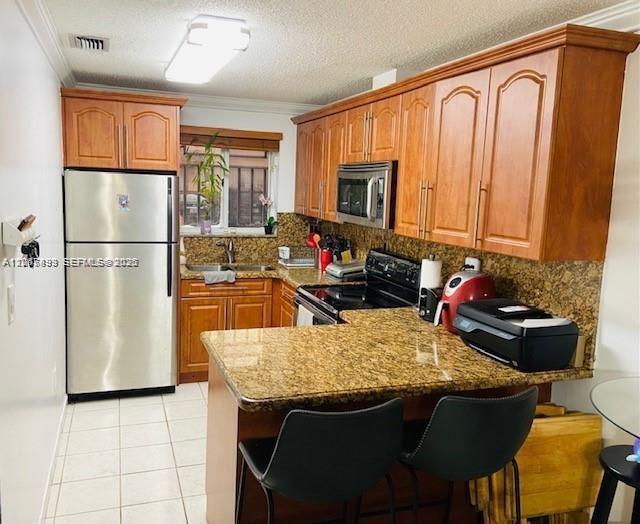 Foto del edificio - 8075 NW 8th St