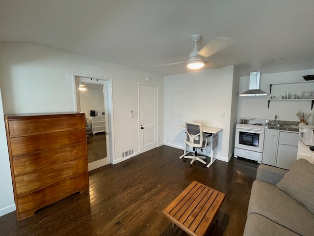 Photo - 4220 Cerritos Ave House