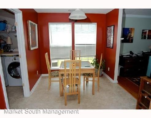 Building Photo - 186 Silverton Rd