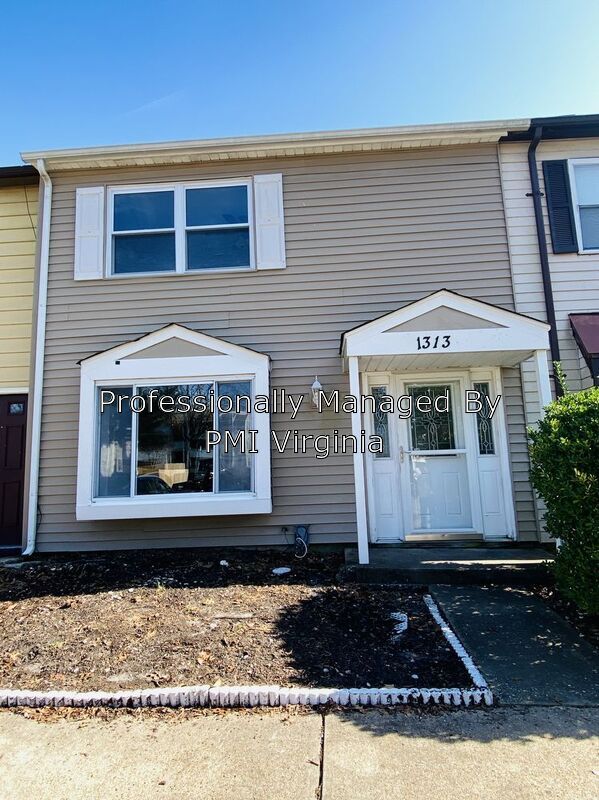 Foto del edificio - 1313 River Birch Run S