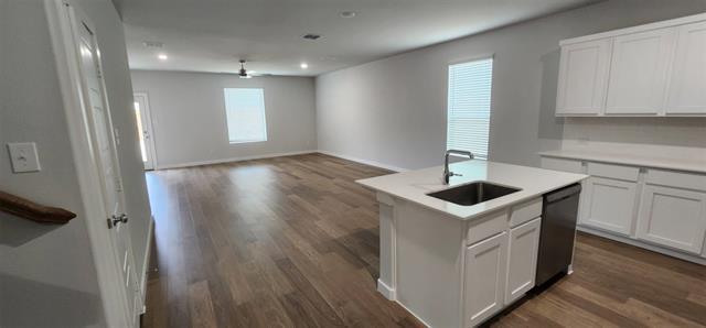 Foto del edificio - 708 Tidal Dr