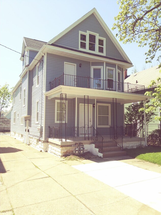 54 Tuxedo Pl, Buffalo, NY 14207 Townhome Rentals in Buffalo NY