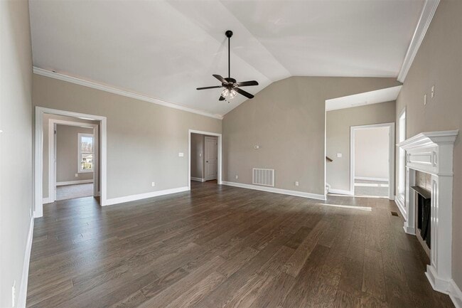 Foto del edificio - 457 Adalynn Cir