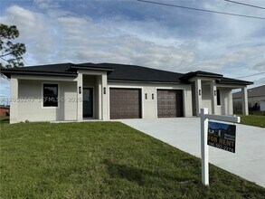 Building Photo - 3860-3862 Kitty Hawk Dr