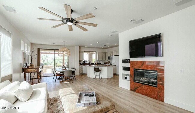 Foto del edificio - 2423 W Shadow Glen Ct