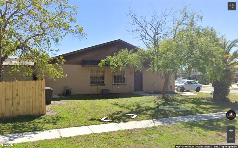 Building Photo - 1717 Oak Branch Ct