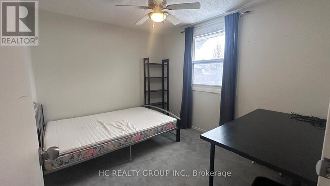 Photo du bâtiment - 433 Keats Way