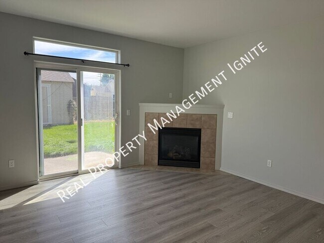 Foto del edificio - 3440 SW Newberry Ave