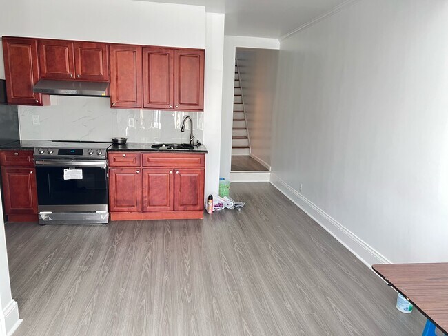 Building Photo - 3205 Avenue R