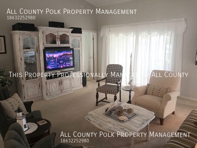 Foto del edificio - SHORT TERM (MTM) LAKEFRONT FURNISHED RENTA...
