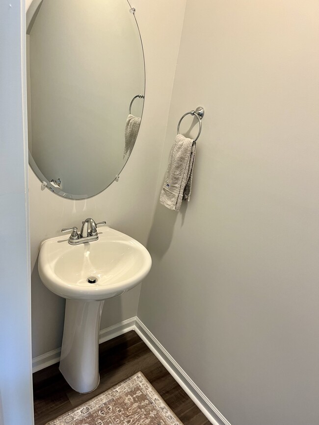 Foto del edificio - 3825 Sunset Harbor Rd SE