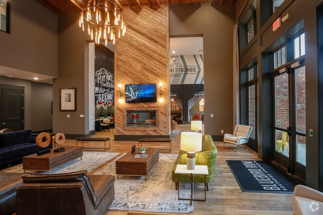 Clubhouse - Bluebird Row Apartments