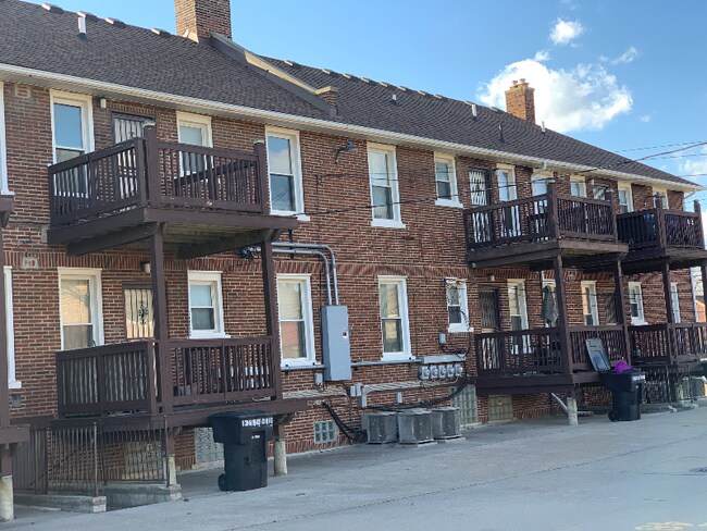 Foto del edificio - 13662 Ohio St