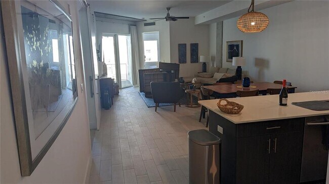 Building Photo - 332 Cocoanut Ave