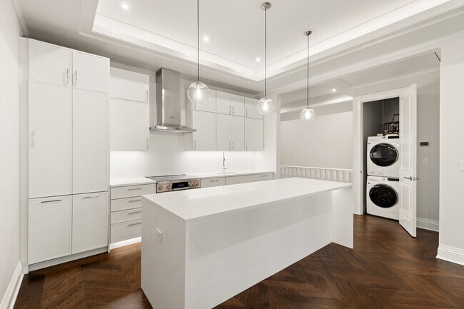 Foto del edificio - 121 Newbury St