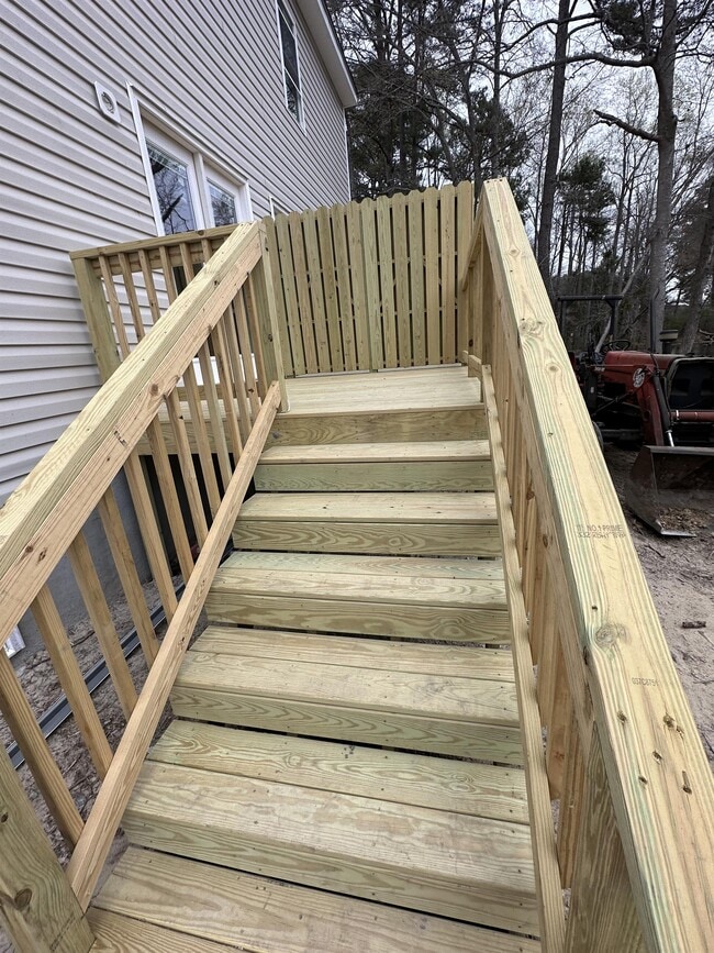 Foto del edificio - 157 N Clarendon Dr