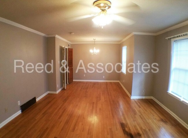 Foto del edificio - 5188 Banbury Ave