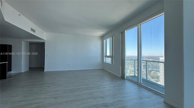 Foto del edificio - 1900 N Bayshore Dr