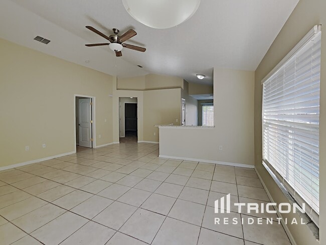 Foto del edificio - 2434 Sagemont Dr