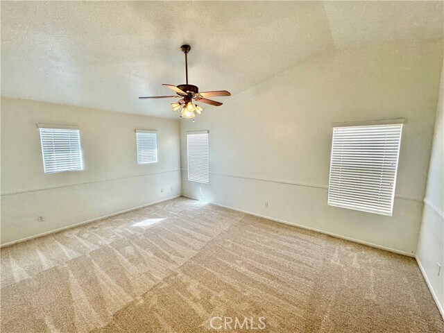 Foto del edificio - 37938 Woodleaf St