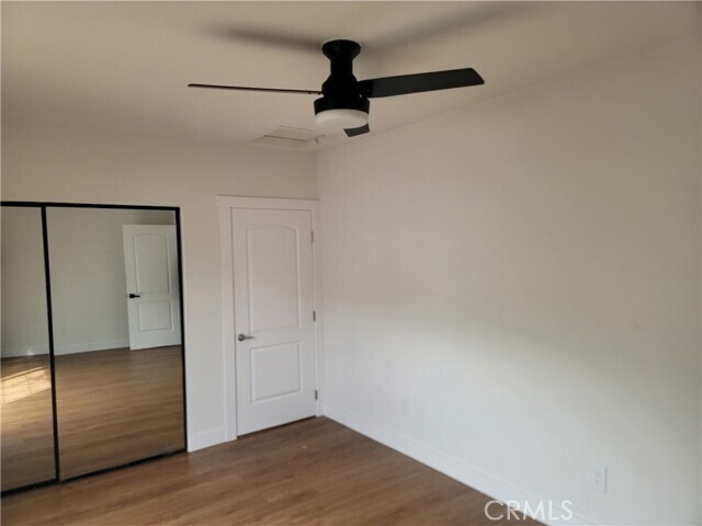 Building Photo - 432 W 74th St