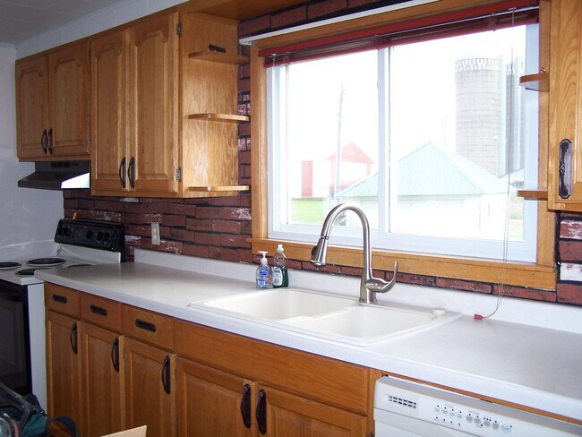 Cocina con estufa - 38545 County Road 104