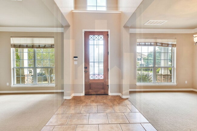 Foto del edificio - 150 Abbey Dr