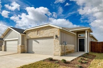 Building Photo - 729 Fallow Dr