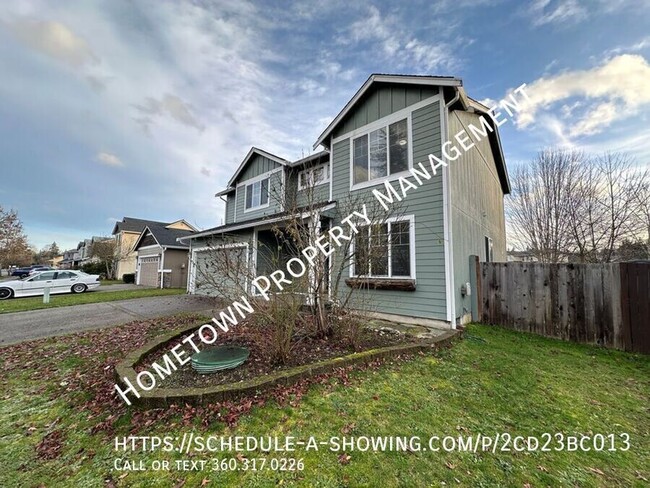 Building Photo - Spacious 4 Bedroom with large fenced yard!...