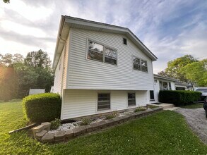 Building Photo - 1218 Lincoln Ave
