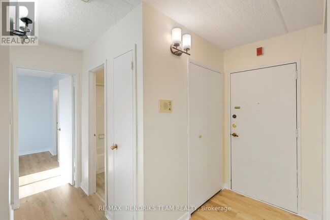 Photo du bâtiment - 196 Scott St