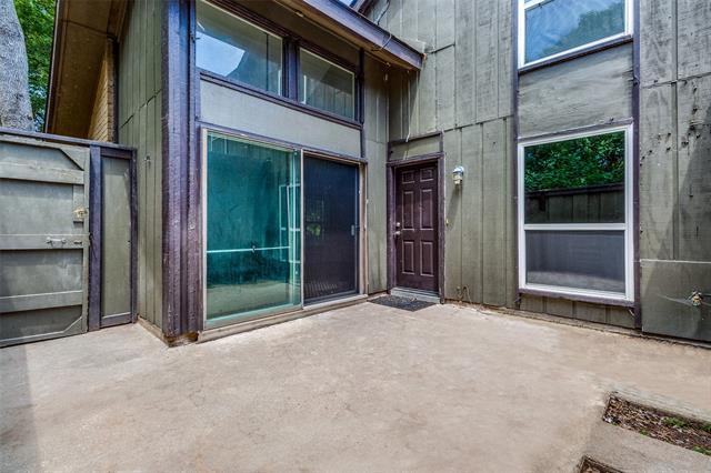 Building Photo - 4621 Country Creek Dr