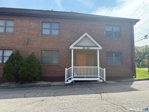 Building Photo - 223 New Haven Ave