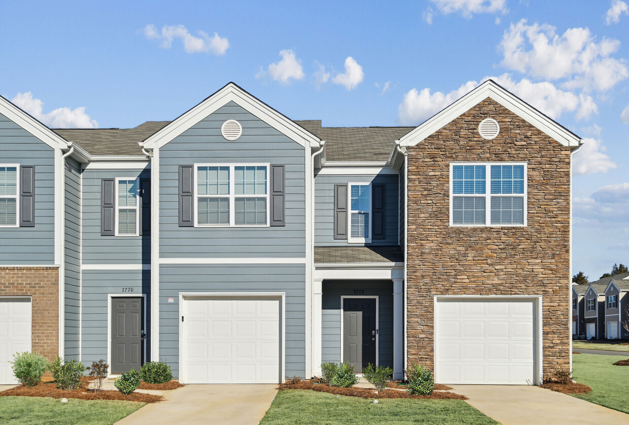 Foto principal - Norman Ridge Townhomes