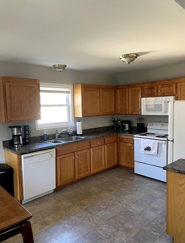 Foto del edificio - 227 Stephens Rd