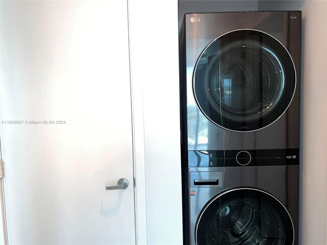 Washer and Dryer - 888 Biscayne Blvd