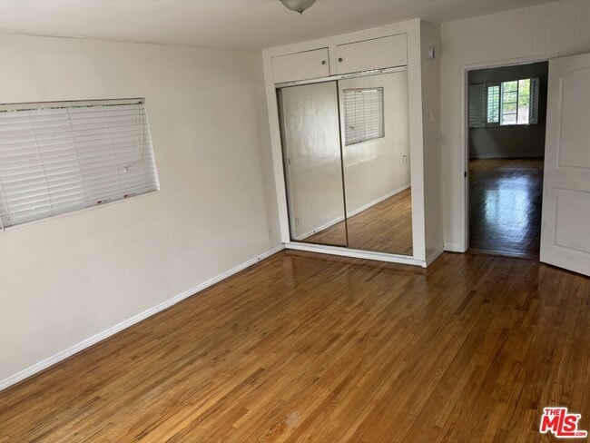 Building Photo - 840 Rose Ave