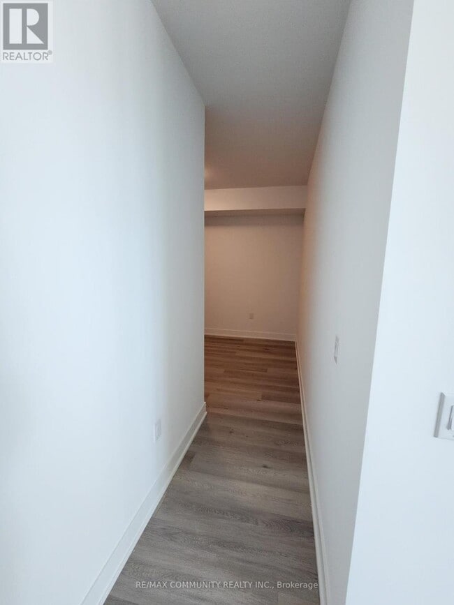 Building Photo - 11782-11782 Ninth Line