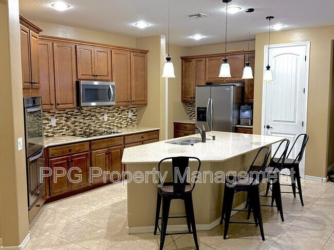 Foto del edificio - 15747 W Shaw Butte Dr